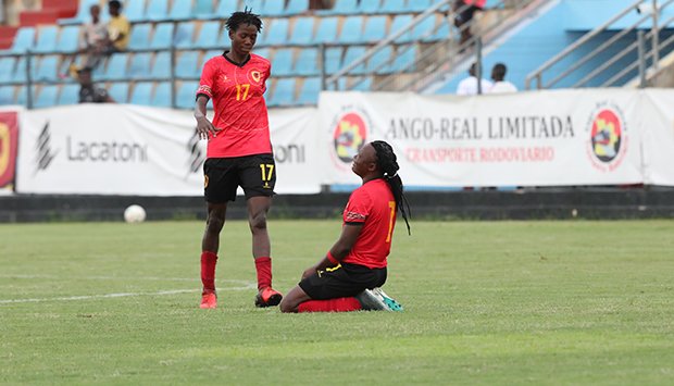 Jornal de Angola - Notícias - Selecção Nacional cai aos pés do