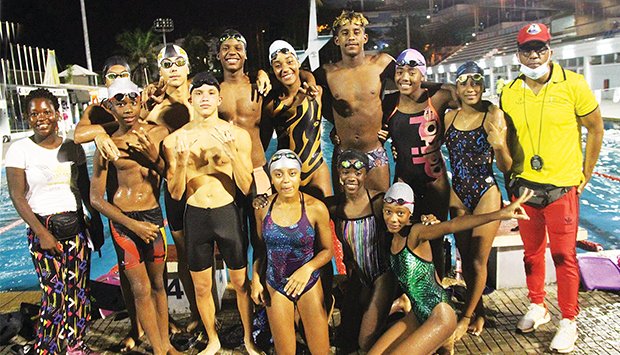 Catarina Sousa e Salvador Gordo, a natação angolana nos Jogos Olímpicos de  Tóquio - Desporto